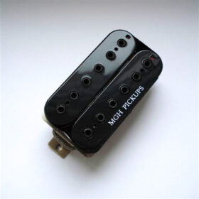 MGH-2N - Defender Gothic - Neck-Position