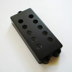 Pickupkappe MM Style 74mm - 5 String mit Polelöcher - PVC schwarz | MGH