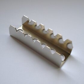 Unterboden - Jaguar Pickup Shield Claw - Pickup Baseplate Nickel/Silver