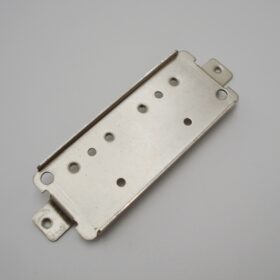 Unterboden - Mini Bass - Humbucker 42,6mm Spacing - Pickup Baseplate - 4 String - Nickel / Silver